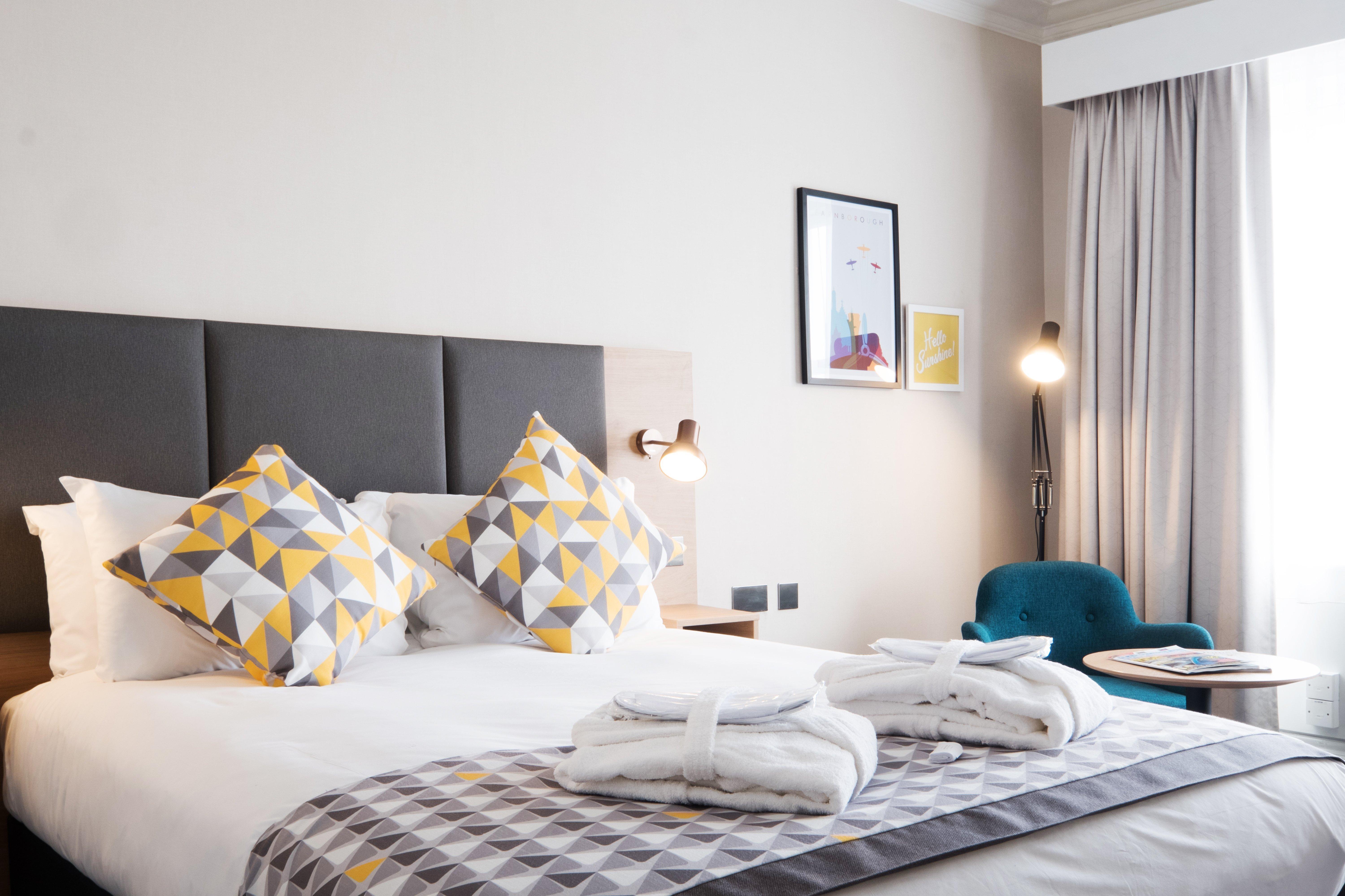 Holiday Inn Farnborough By Ihg Kültér fotó